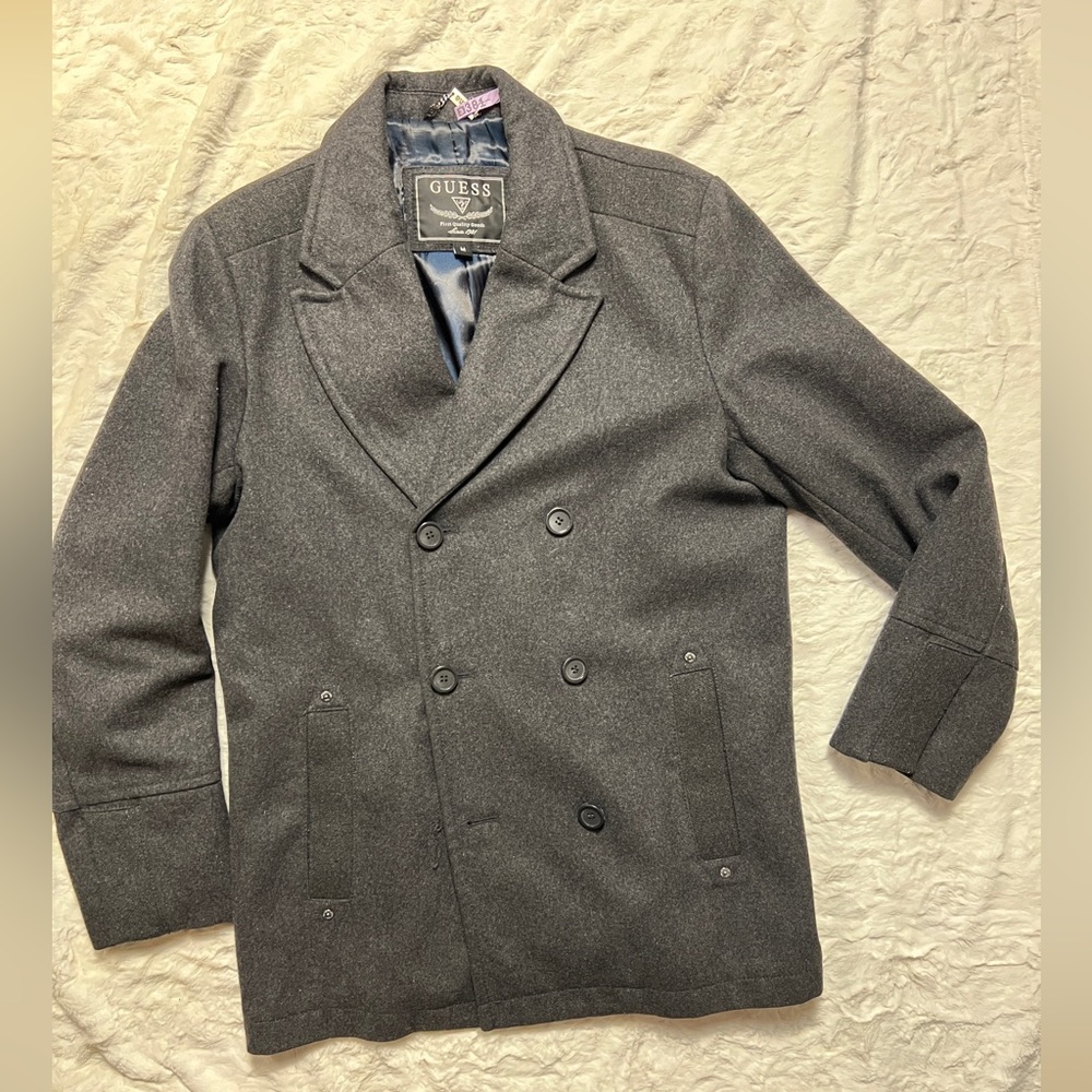 Priced to sell!!! Guess Pea Coat! Really nice! 9/10